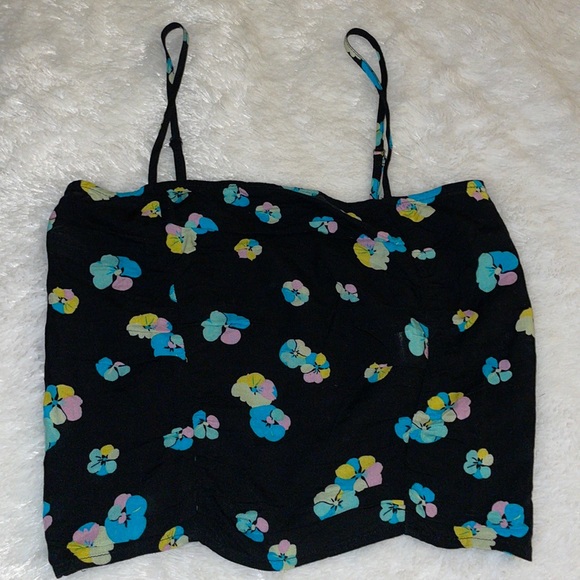 BP Ruched Crop Cami - Picture 2 of 9